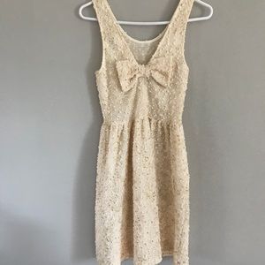 Everly - Ivory & Gold Textured Dress w/ Bow
